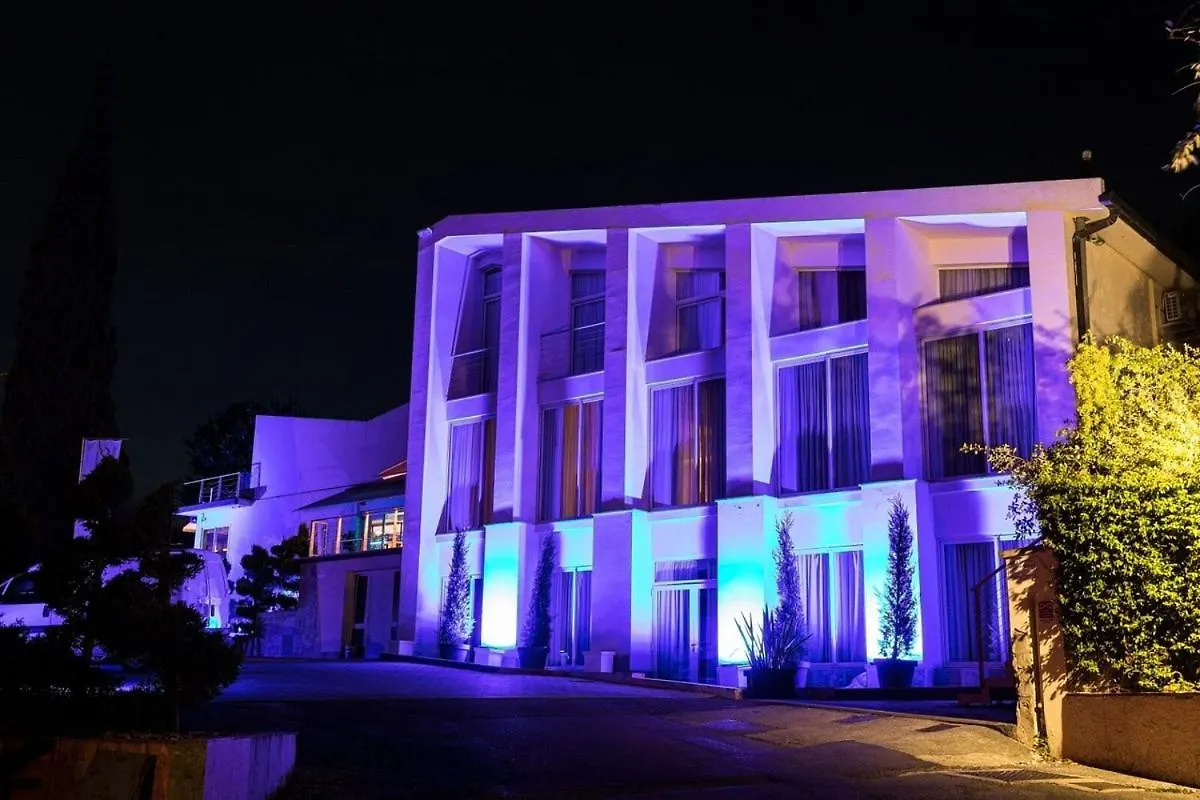 La Villa Pieve a Nievole 3*,